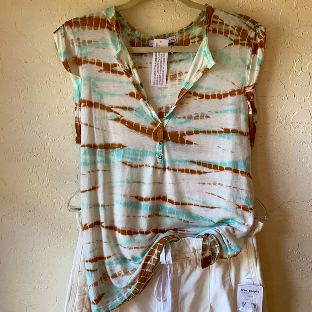 🌊 NEW ‼️ YOUNG FABULOUS & BROKE TYE/DYE BEACH TOP